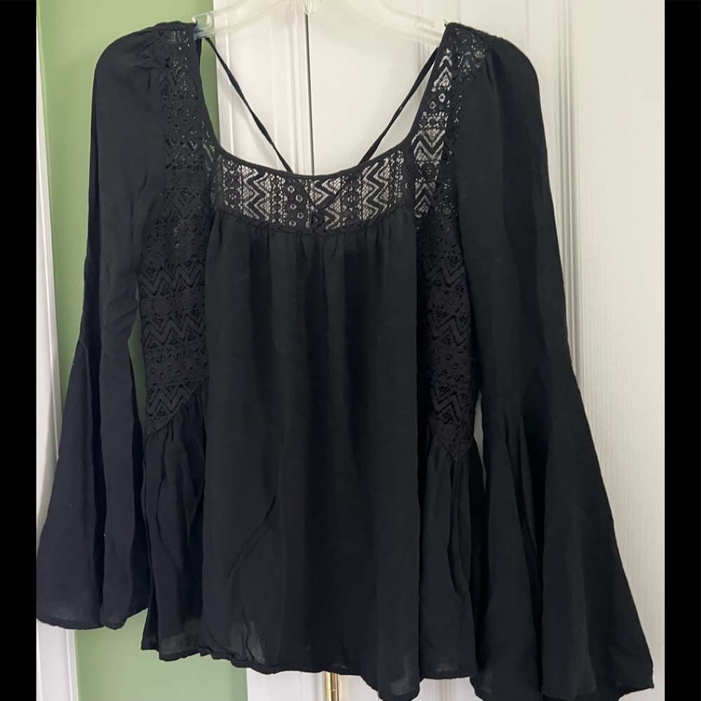 Tobi medium black lace long sleeve top